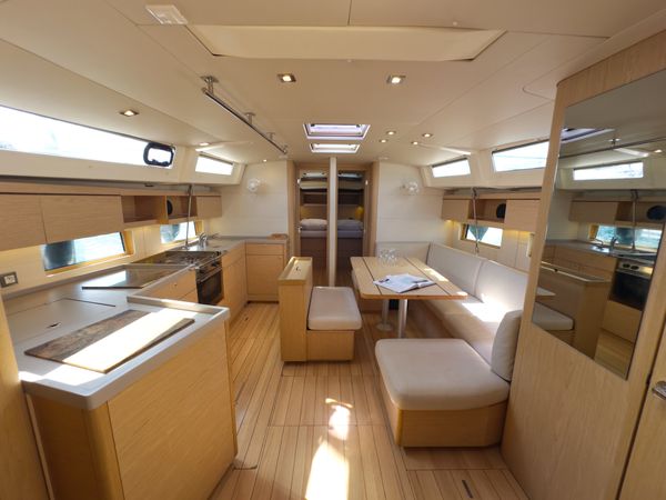 Beneteau Oceanis 46.1 | Sail Away