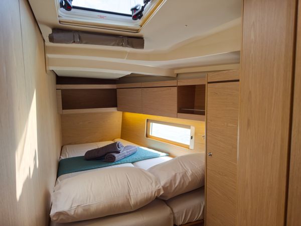 Beneteau Oceanis 46.1 | Sail Away