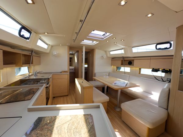 Beneteau Oceanis 46.1 | Sail Away