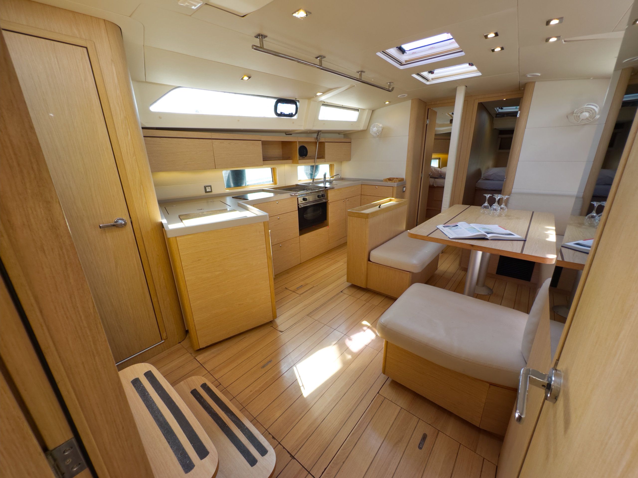 Beneteau Oceanis 46.1 | Sail Away