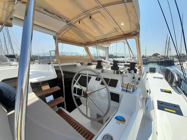 Fountaine Pajot Aura 51 | Penny Lane