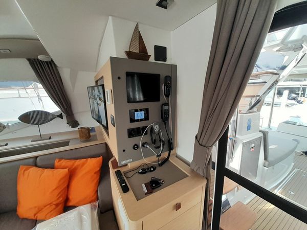 Fountaine Pajot Aura 51 | Penny Lane