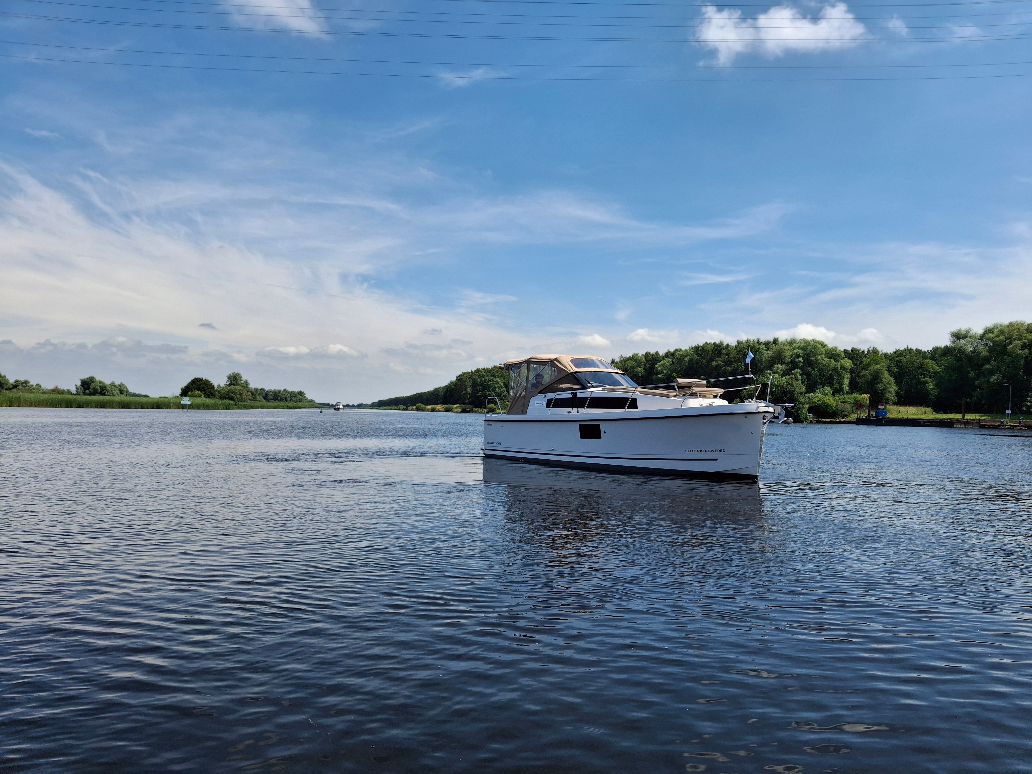 Northman Nexus Revo 870 Electric | Mackerel