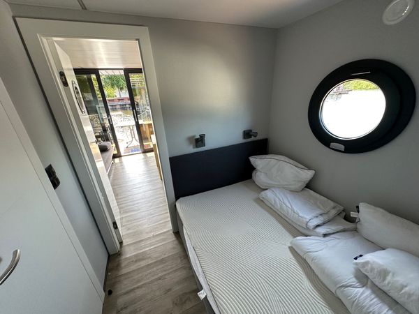 La Mare Apart M | Stolpe