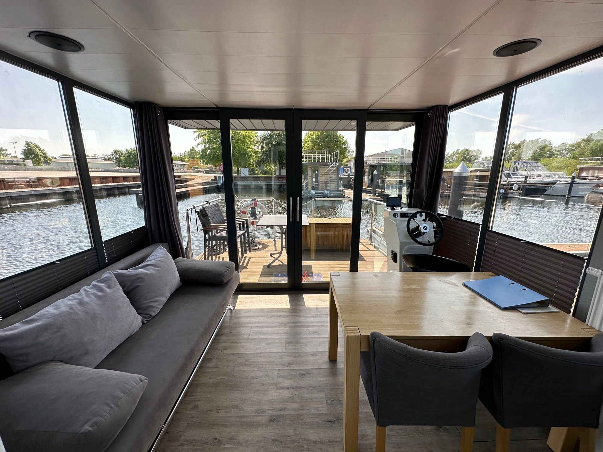 La Mare Apart M | Stolpe