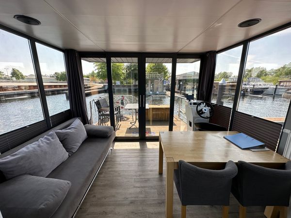 La Mare Apart M | Stolpe