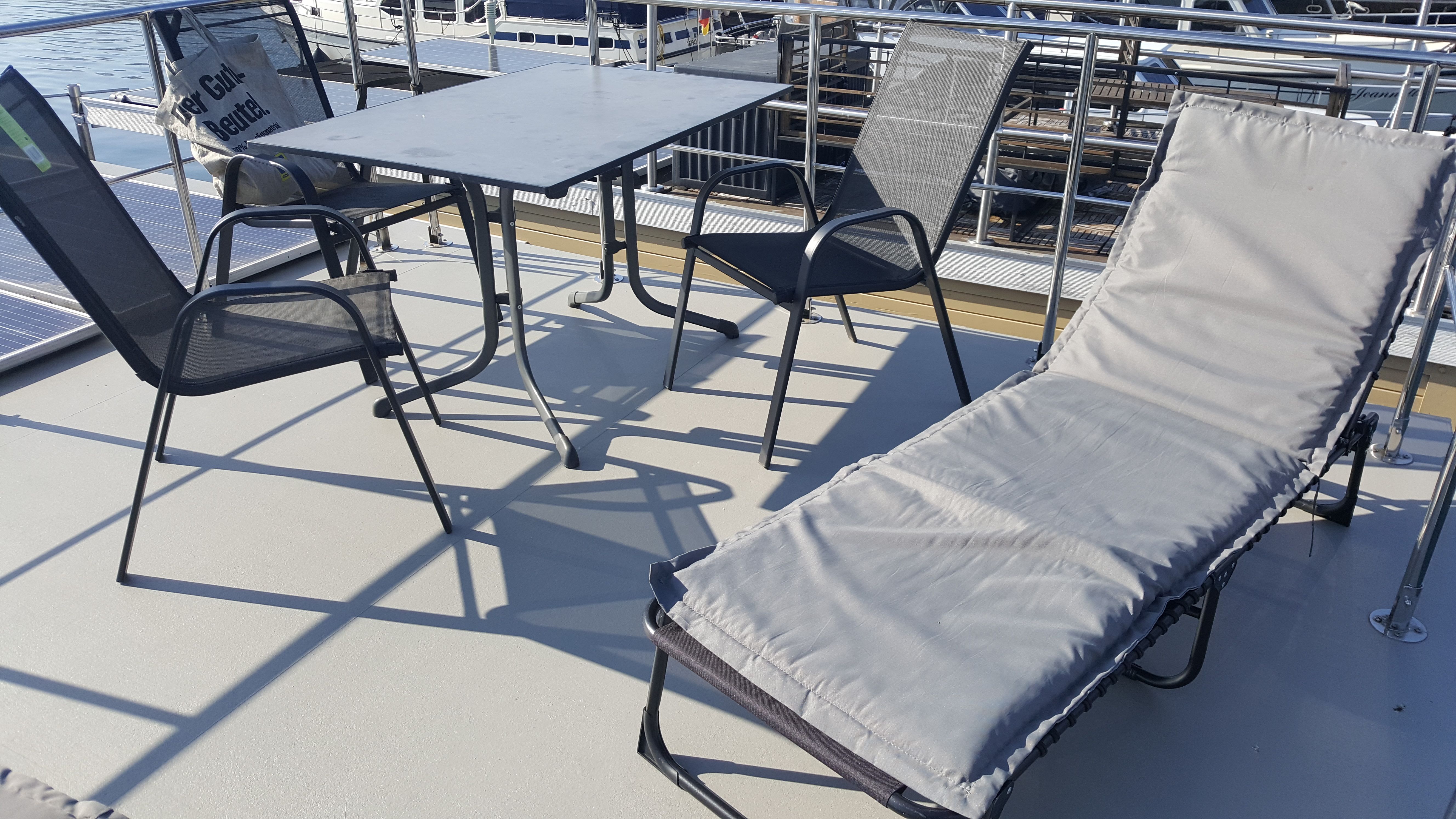 La Mare Apart M | Stolpe