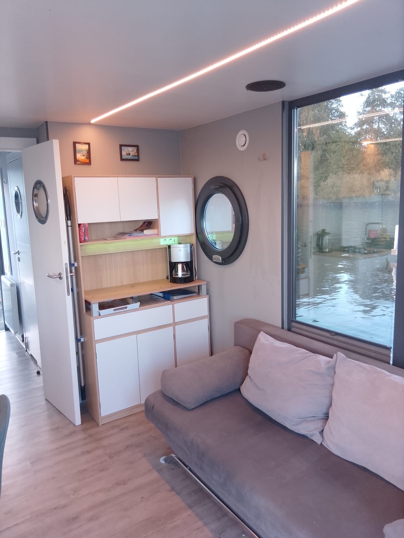 La Mare Apart M | Stolpe