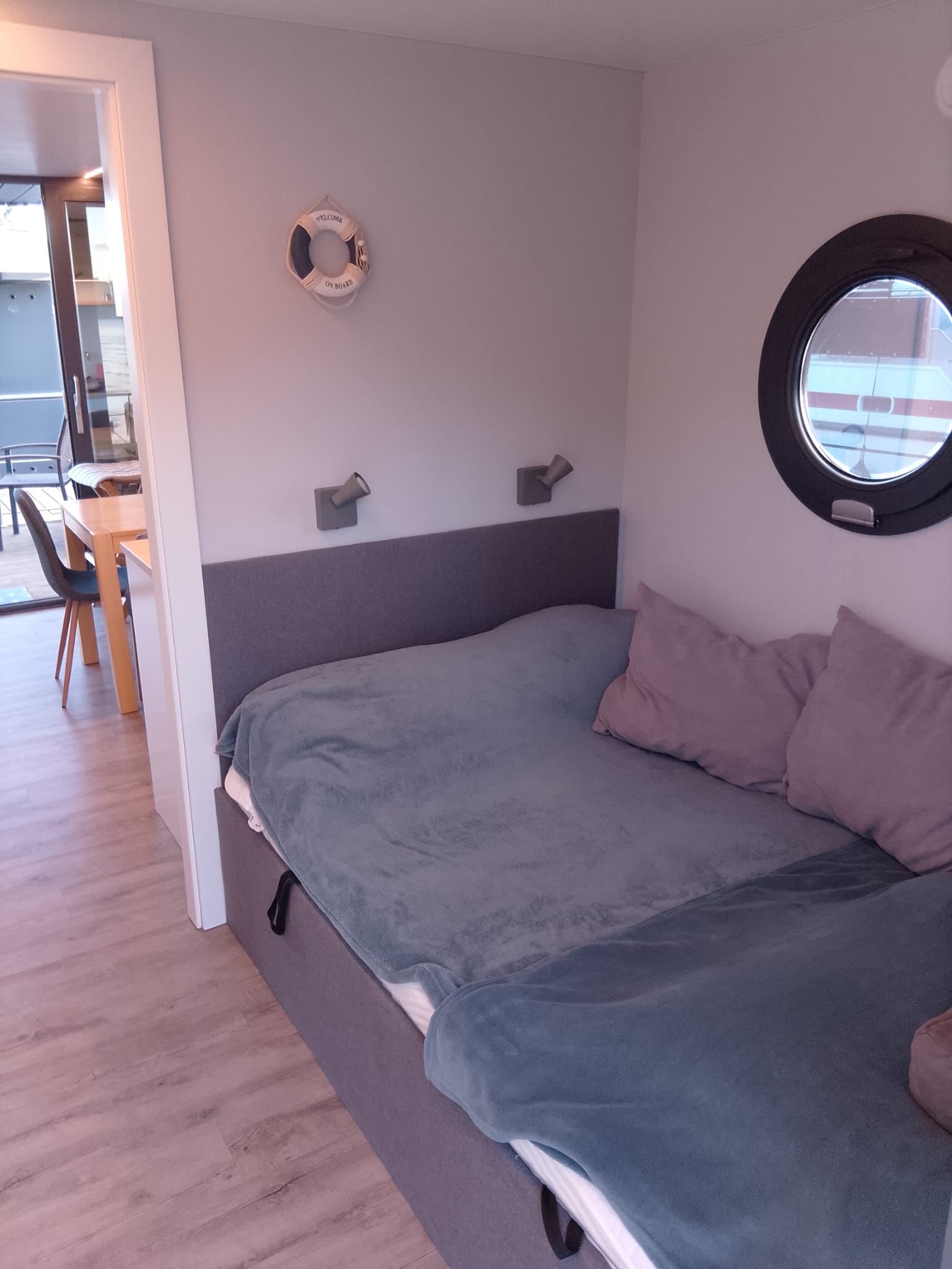 La Mare Apart M | Stolpe