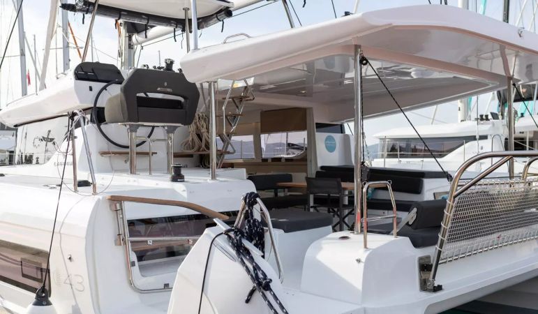 Lagoon 43 | La Rose