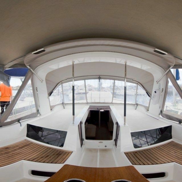 Beneteau Oceanis 51.1 | Mary-Anne