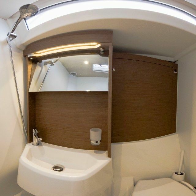 Beneteau Oceanis 51.1 | Mary-Anne