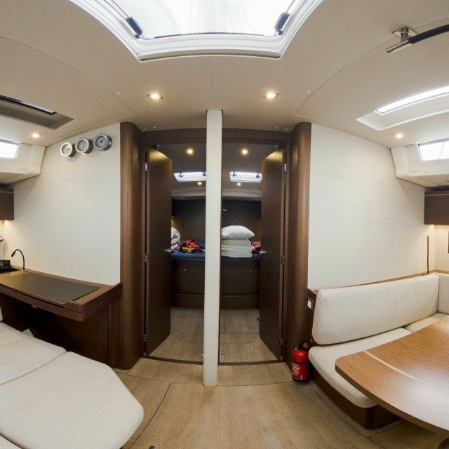 Beneteau Oceanis 51.1 | Mary-Anne
