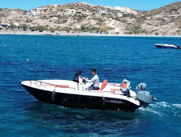 Poseidon Blu Water 170 | Black