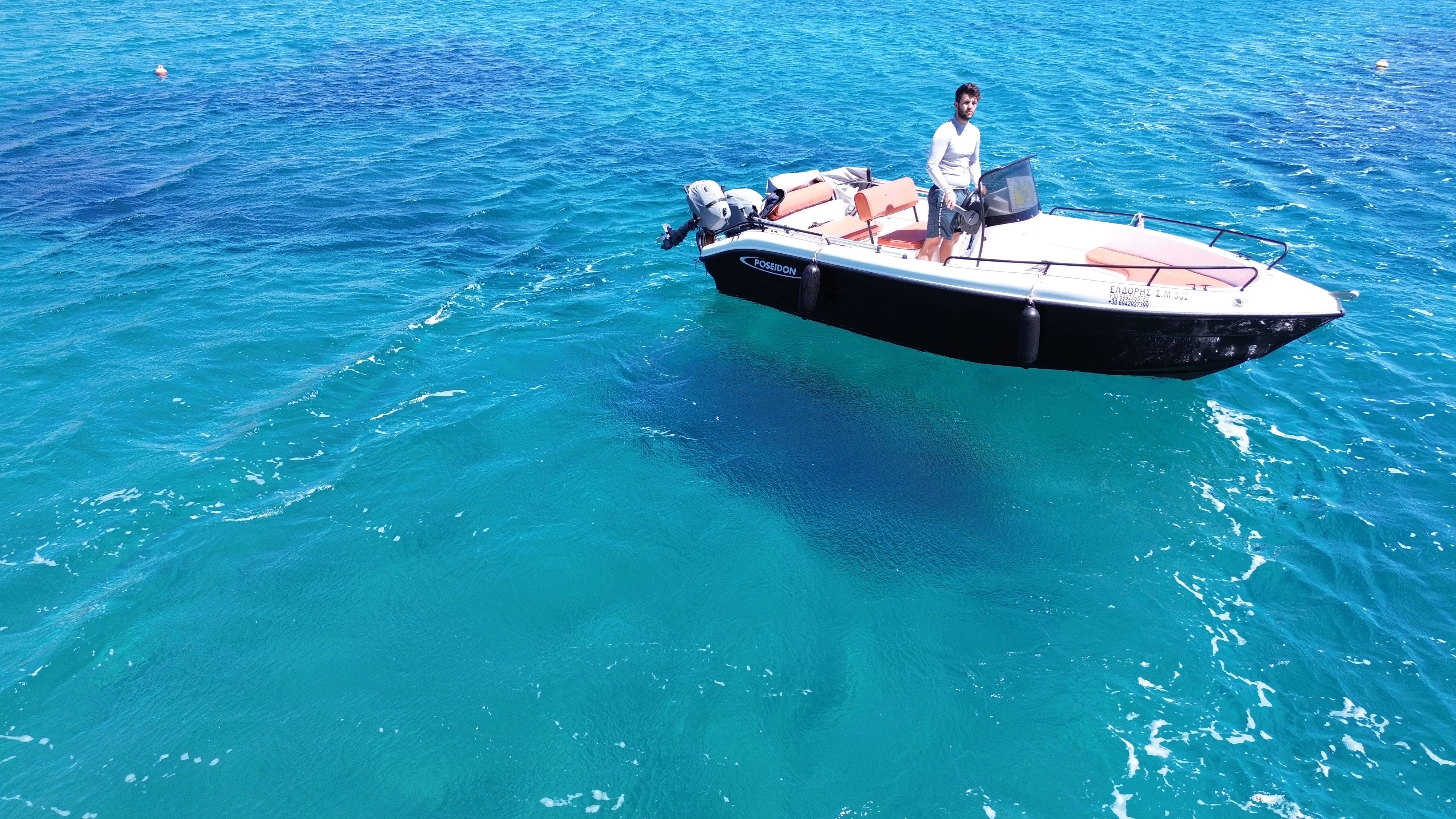 Poseidon Blu Water 170 | Black