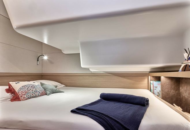 Lagoon 51 | Effie Star