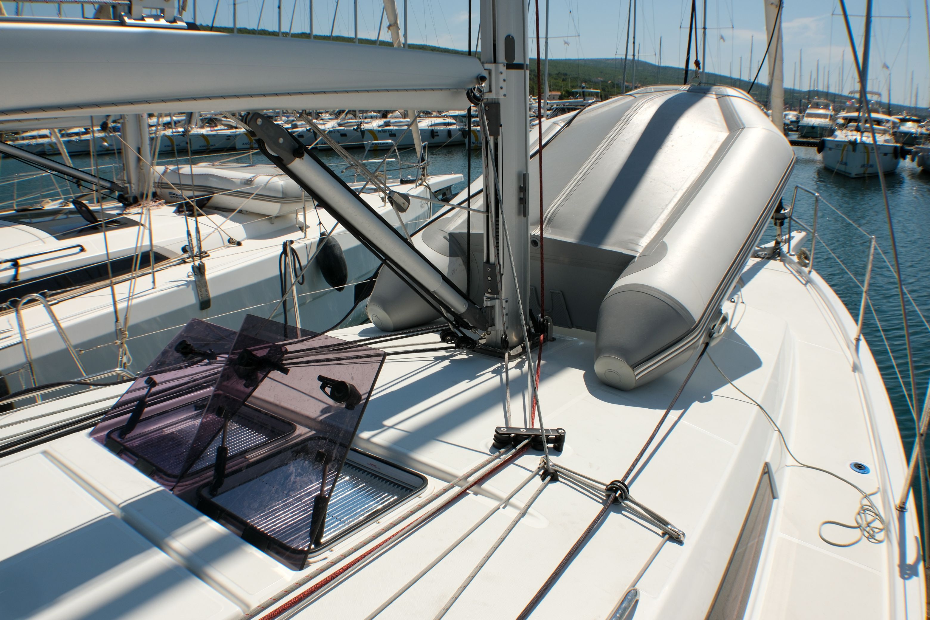 Jeanneau Sun Odyssey 410 | Maral