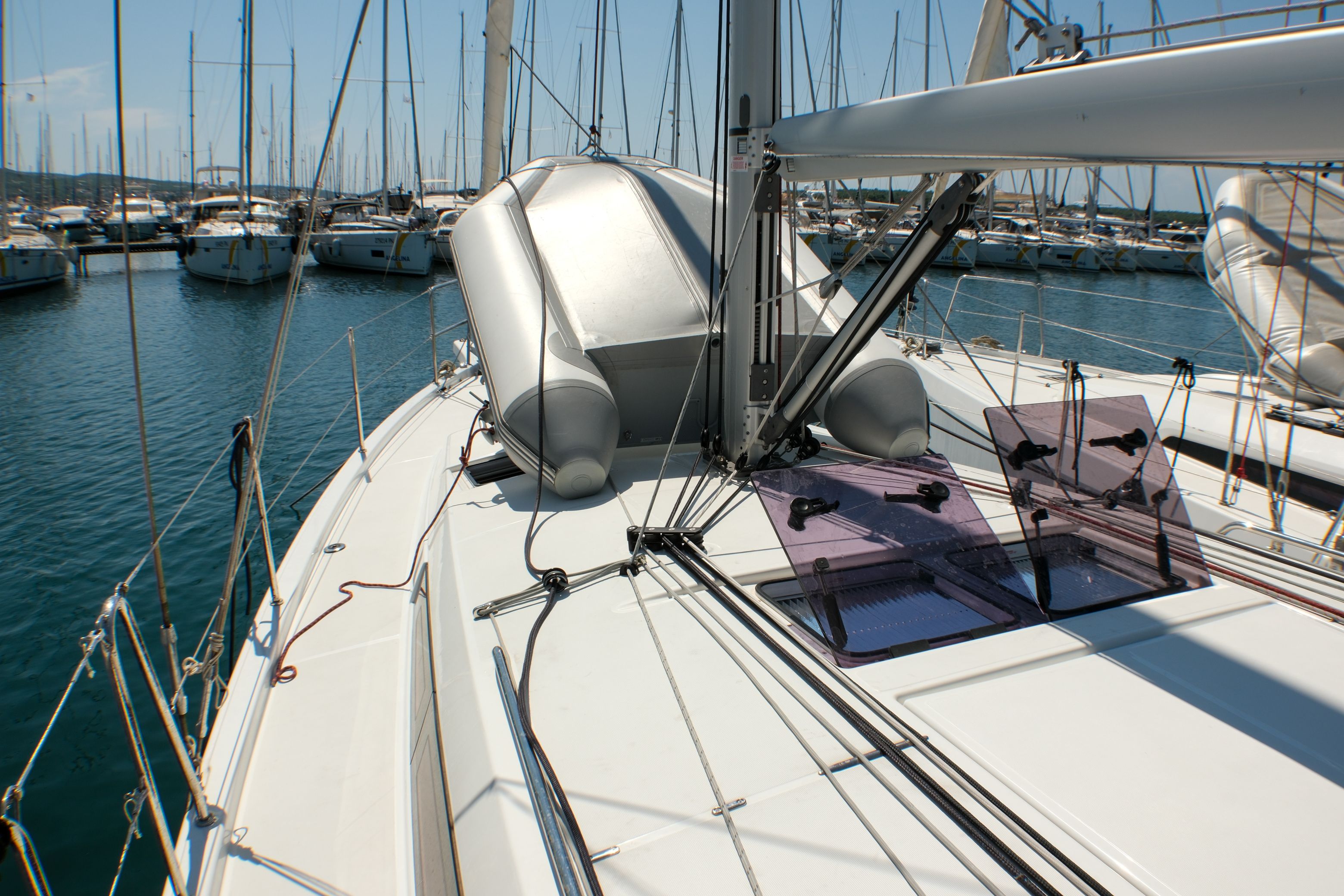 Jeanneau Sun Odyssey 410 | Maral