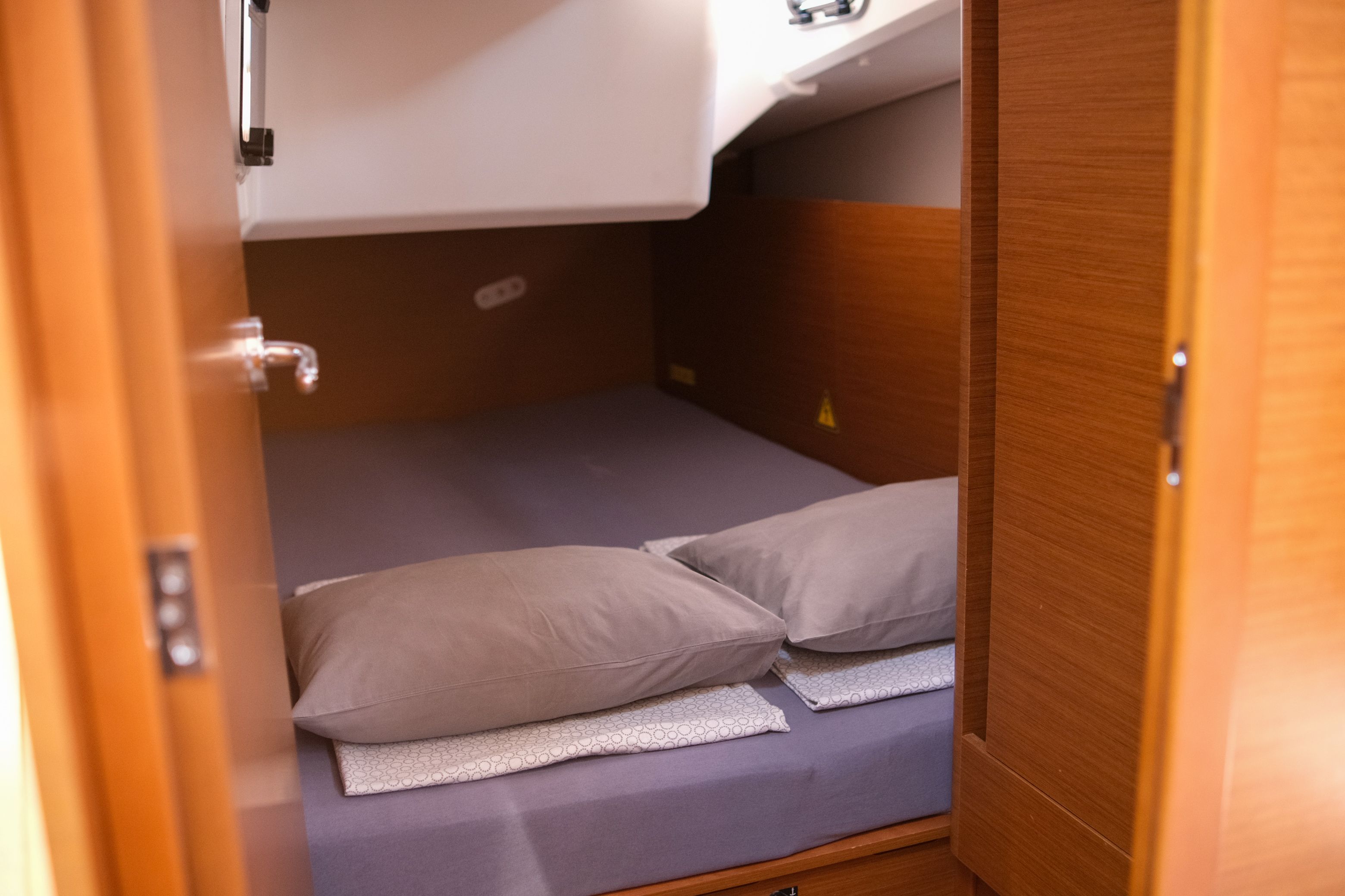 Jeanneau Sun Odyssey 410 | Maral