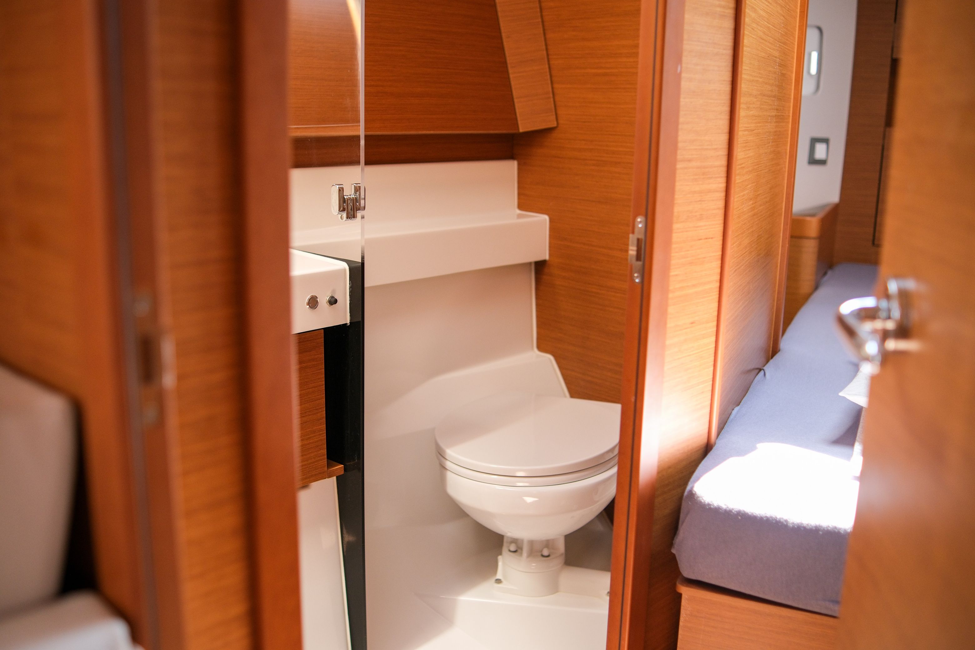 Jeanneau Sun Odyssey 410 | Maral