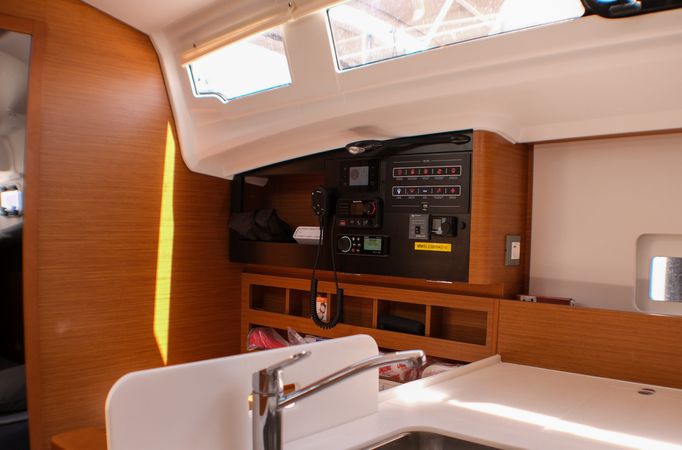 Jeanneau Sun Odyssey 410 | Maral