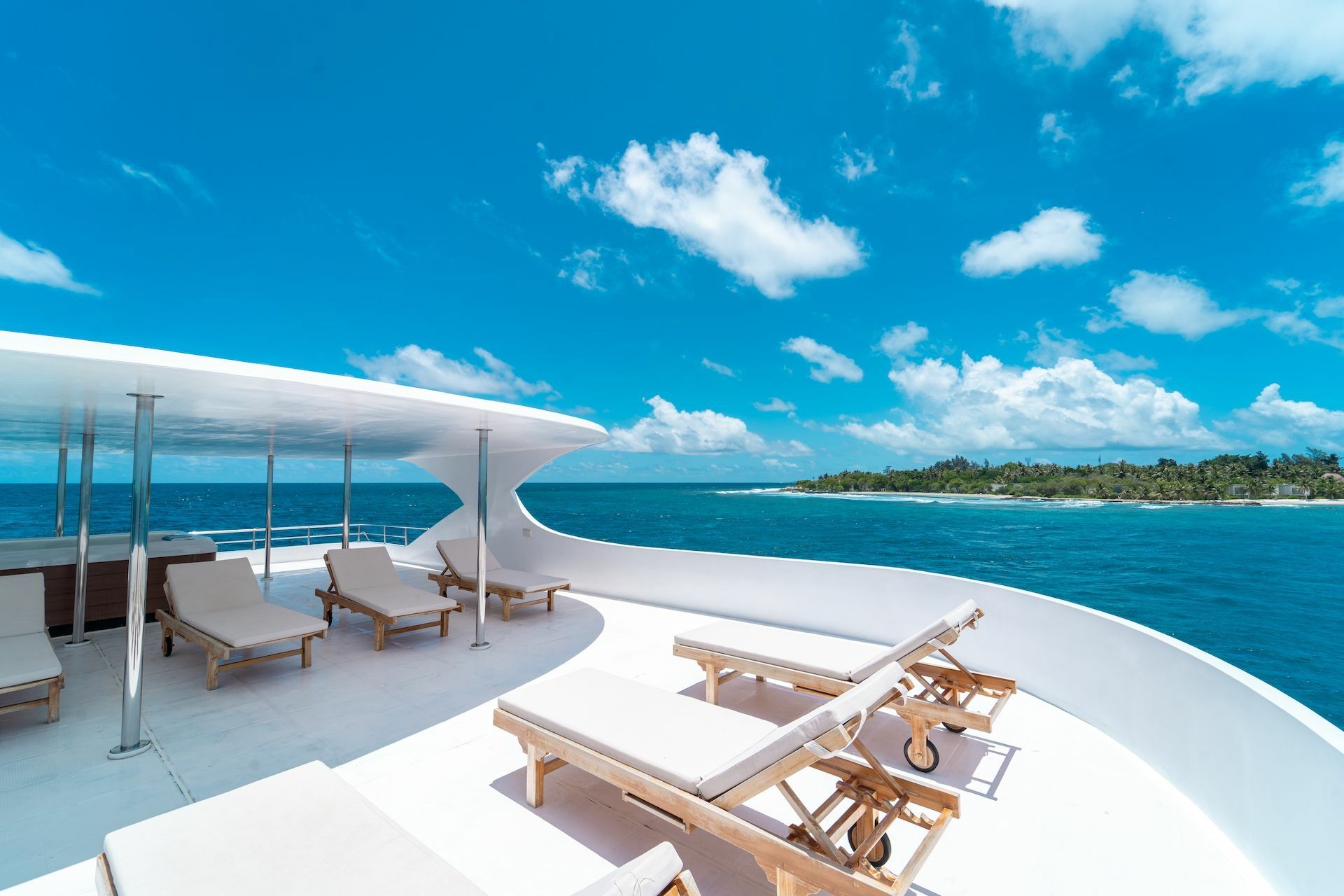 Custom Built 98 | Maldives Legend Odyssey