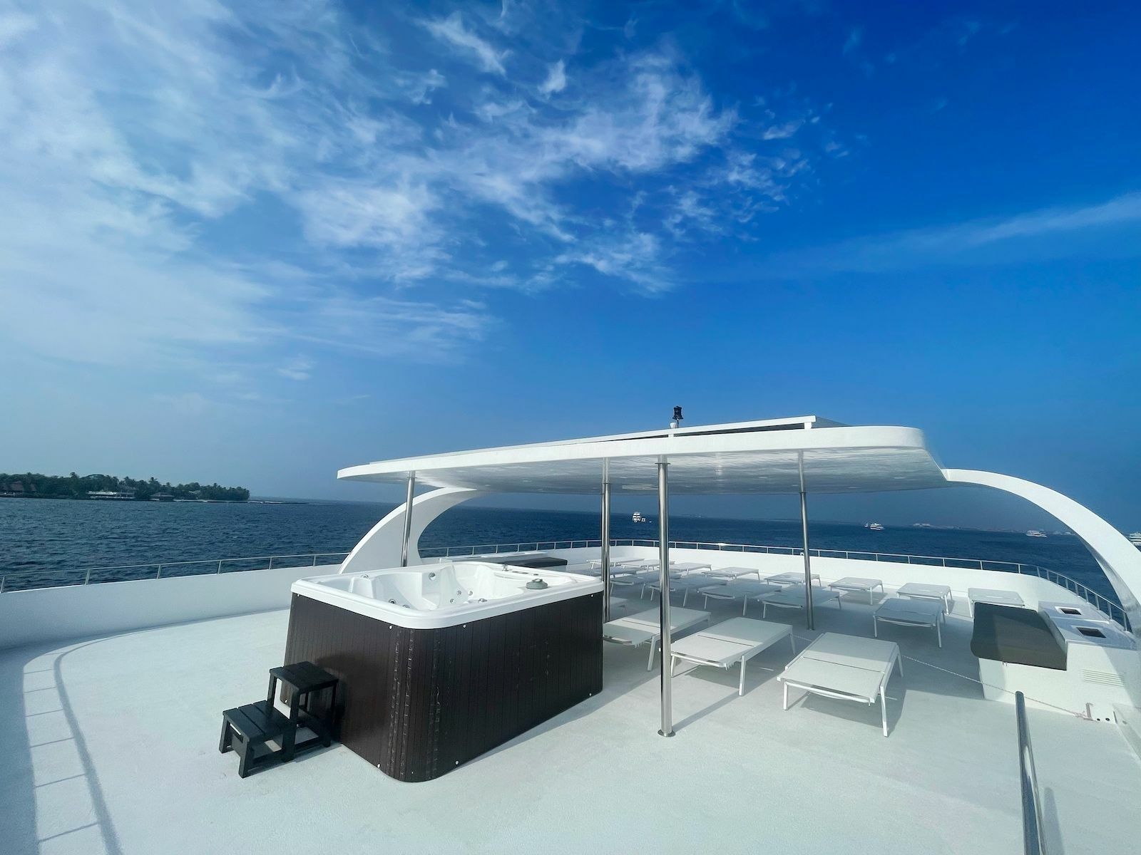 Custom Built 98 | Maldives Legend Sea Pleasure