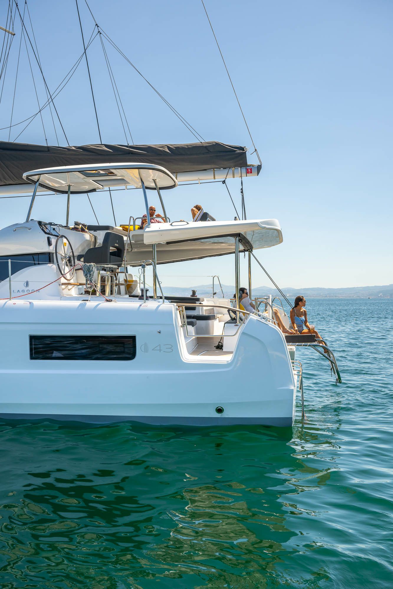 Lagoon 43 | Active.Cruises