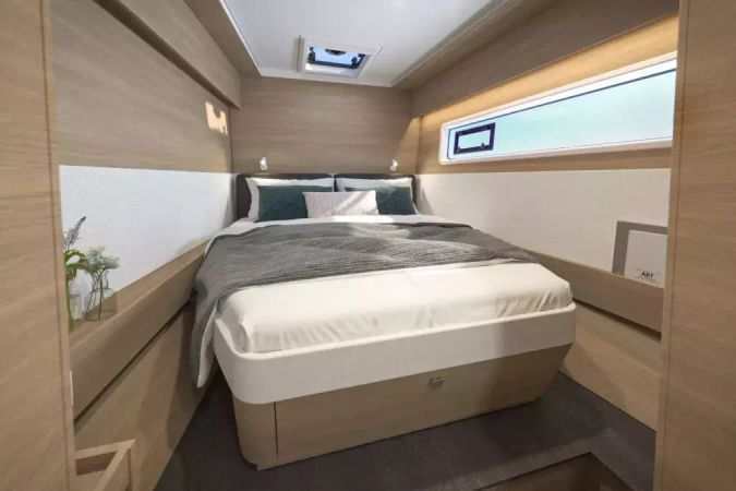 Lagoon 43 | Active.Cruises