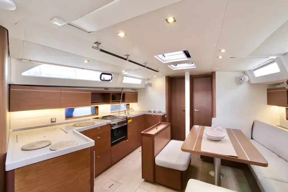 Beneteau Oceanis 46.1 | Circe