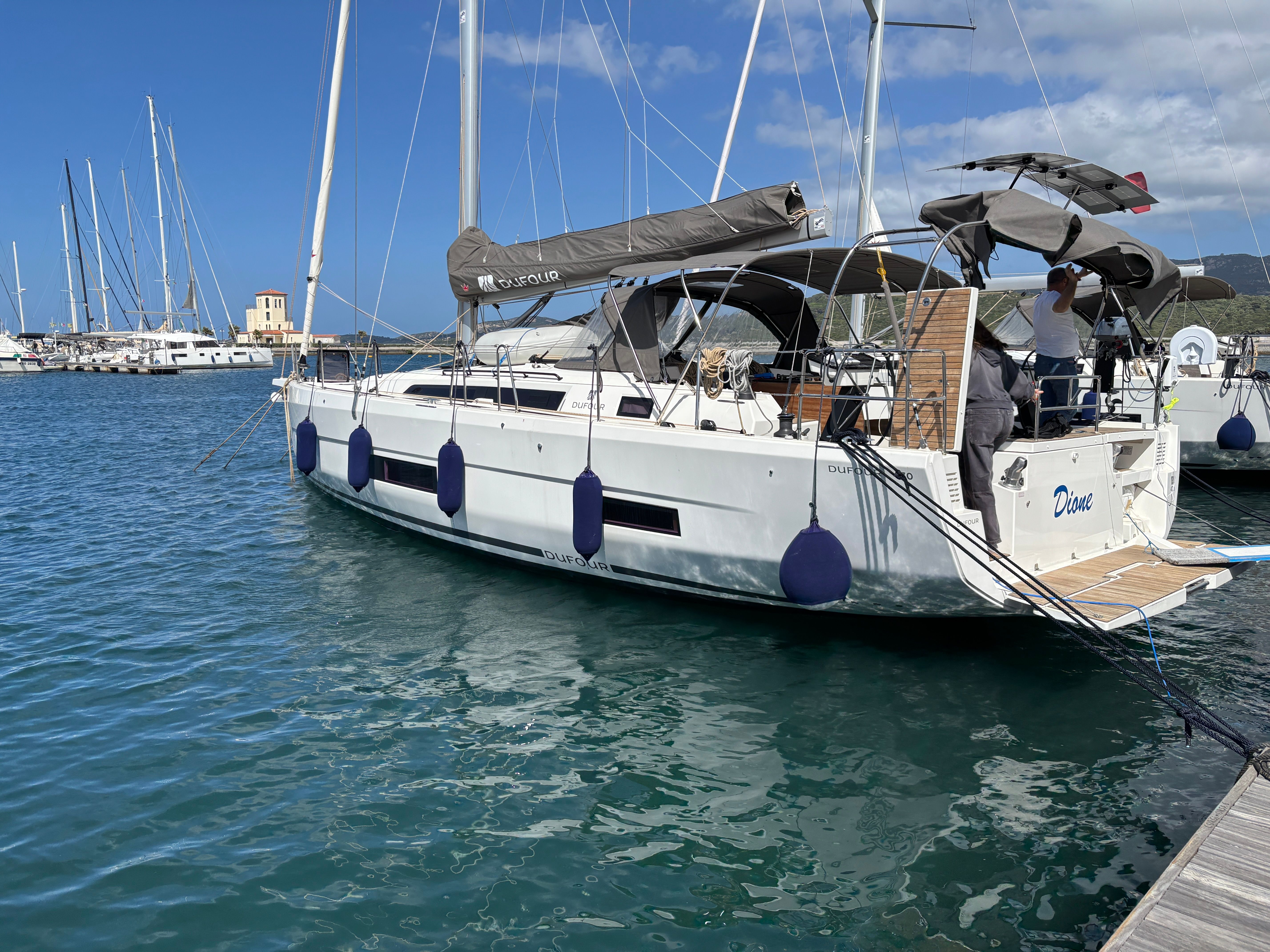 Dufour 470 | Dione