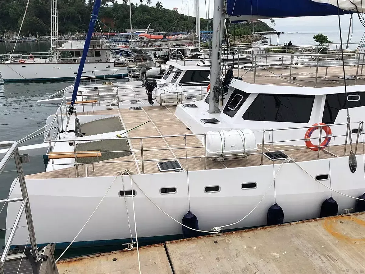 Custom Built 51 | Emerald