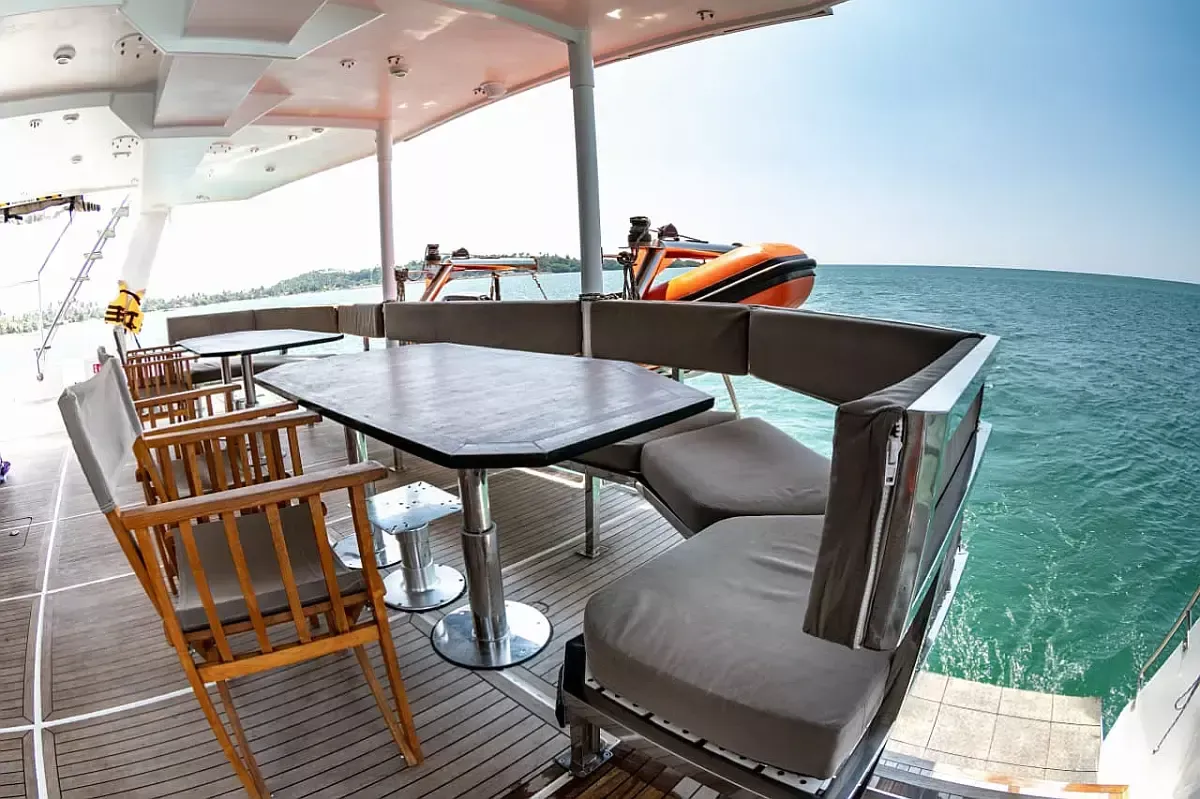 Custom Built 51 | Emerald