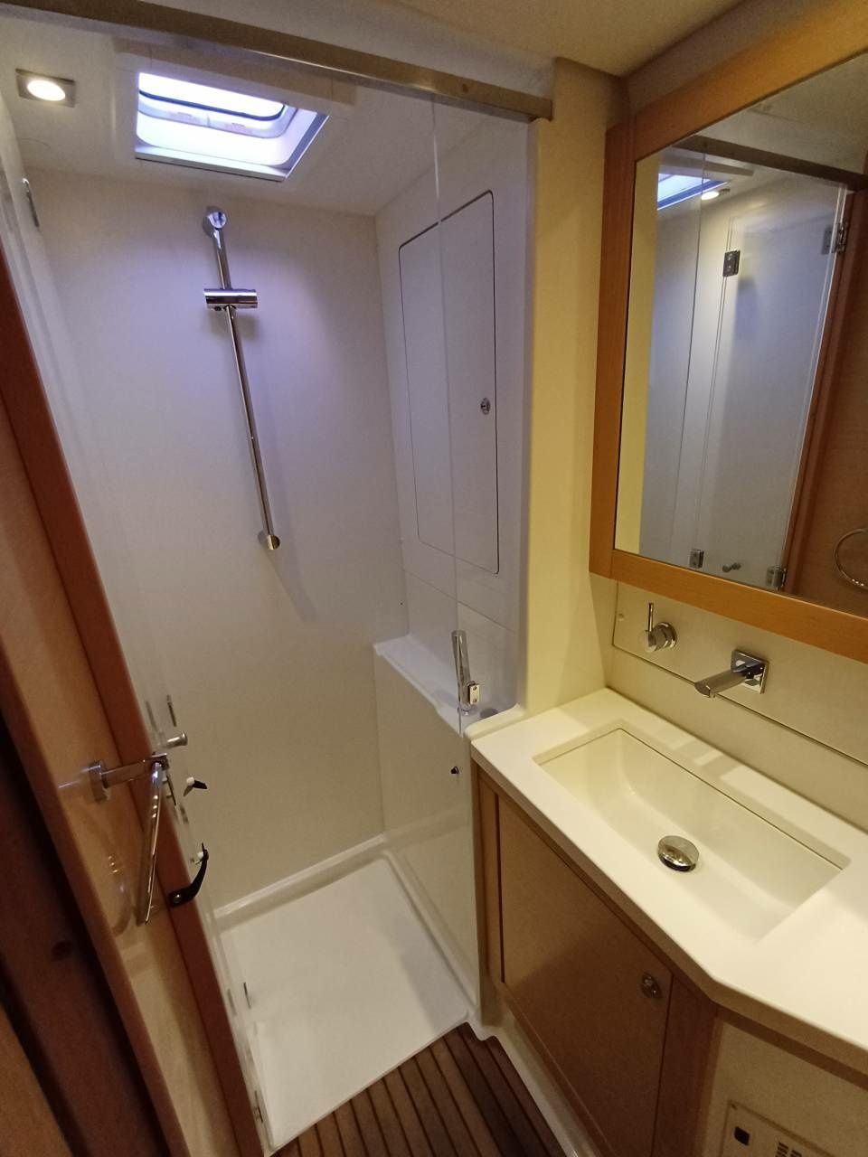 Lagoon 450 F | Bumbu