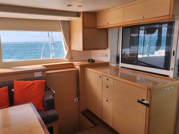 Lagoon 450 F | Bumbu