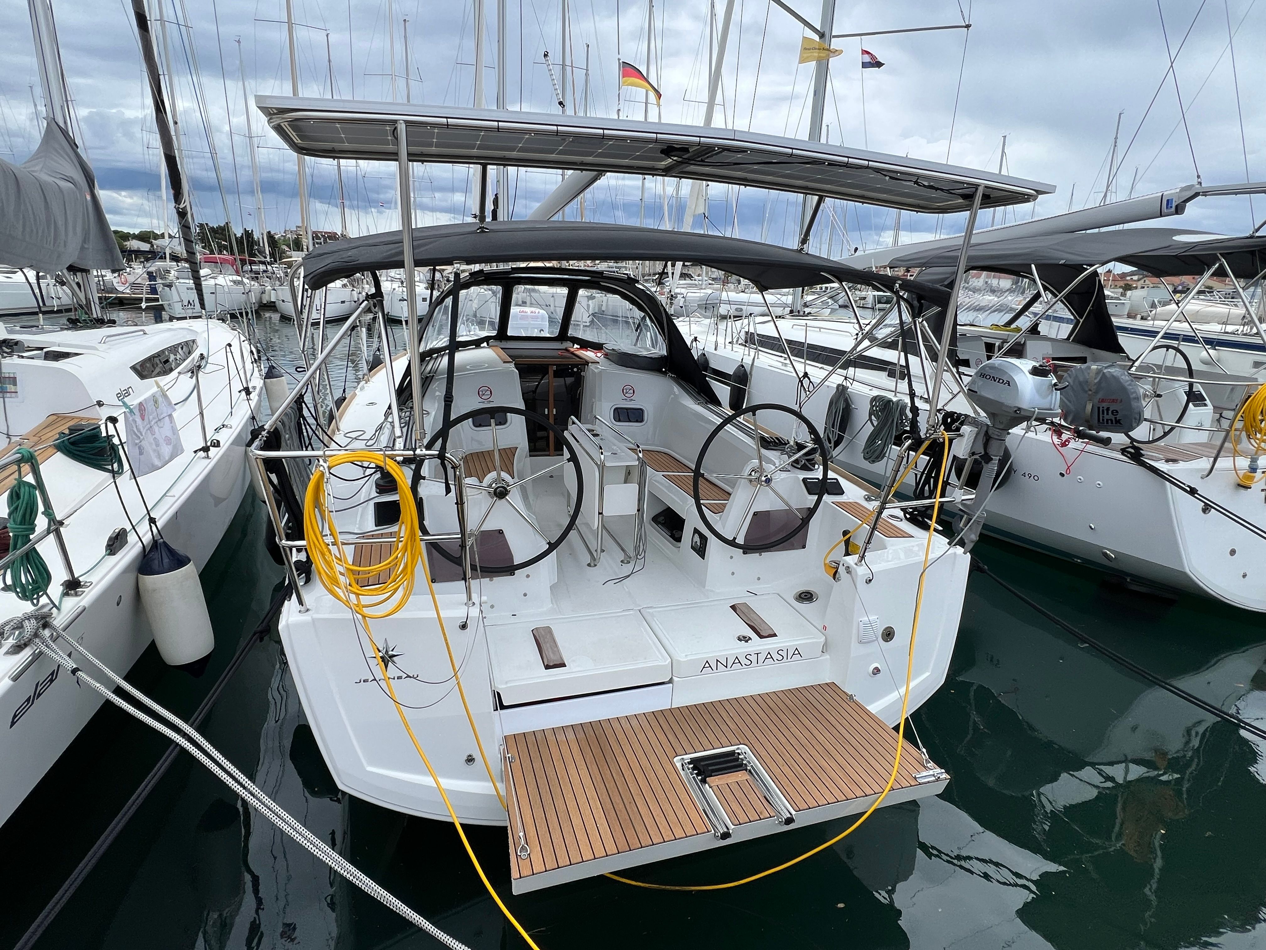 Jeanneau Sun Odyssey 349 | Anastasia