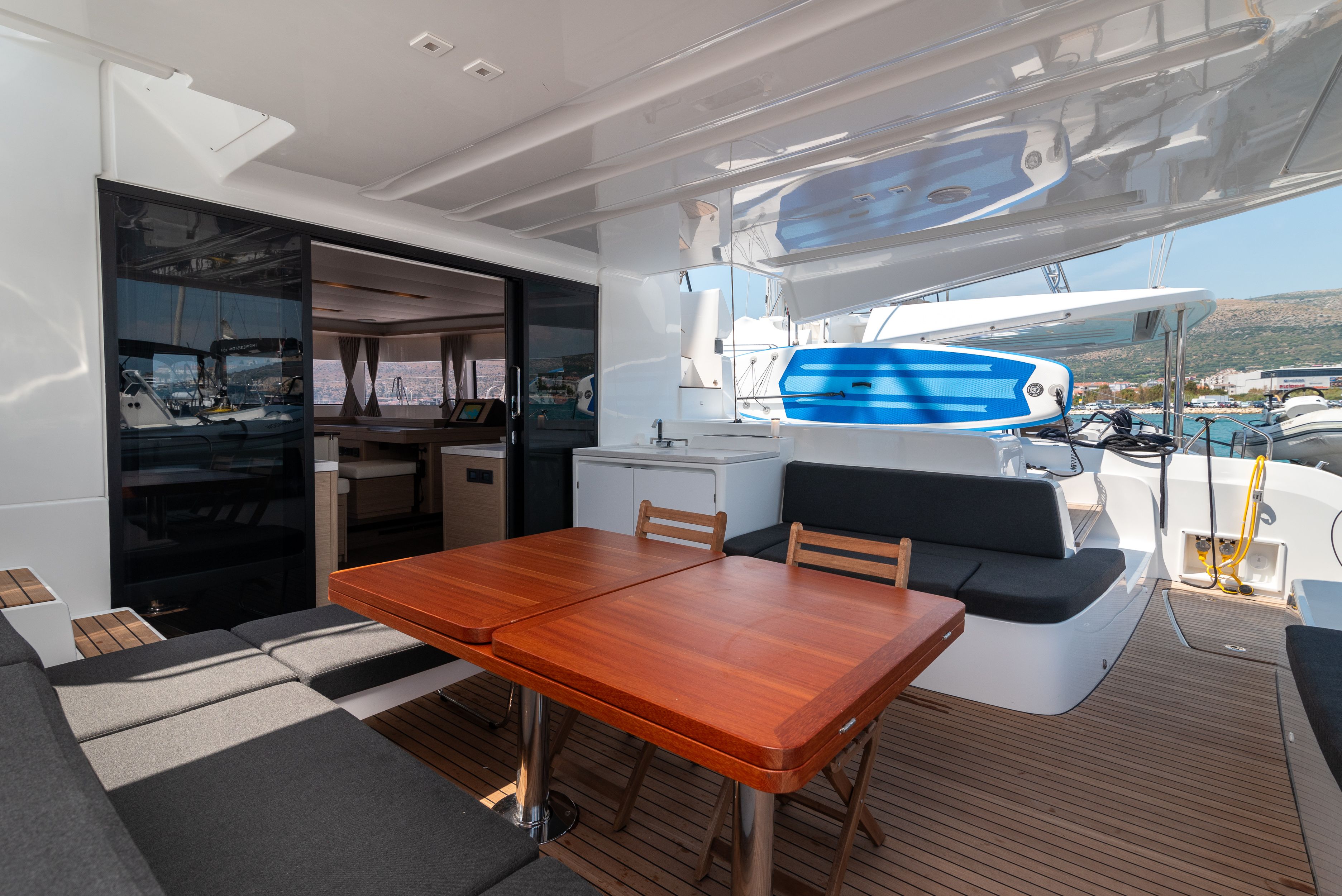 Lagoon 51 | Moonshadow