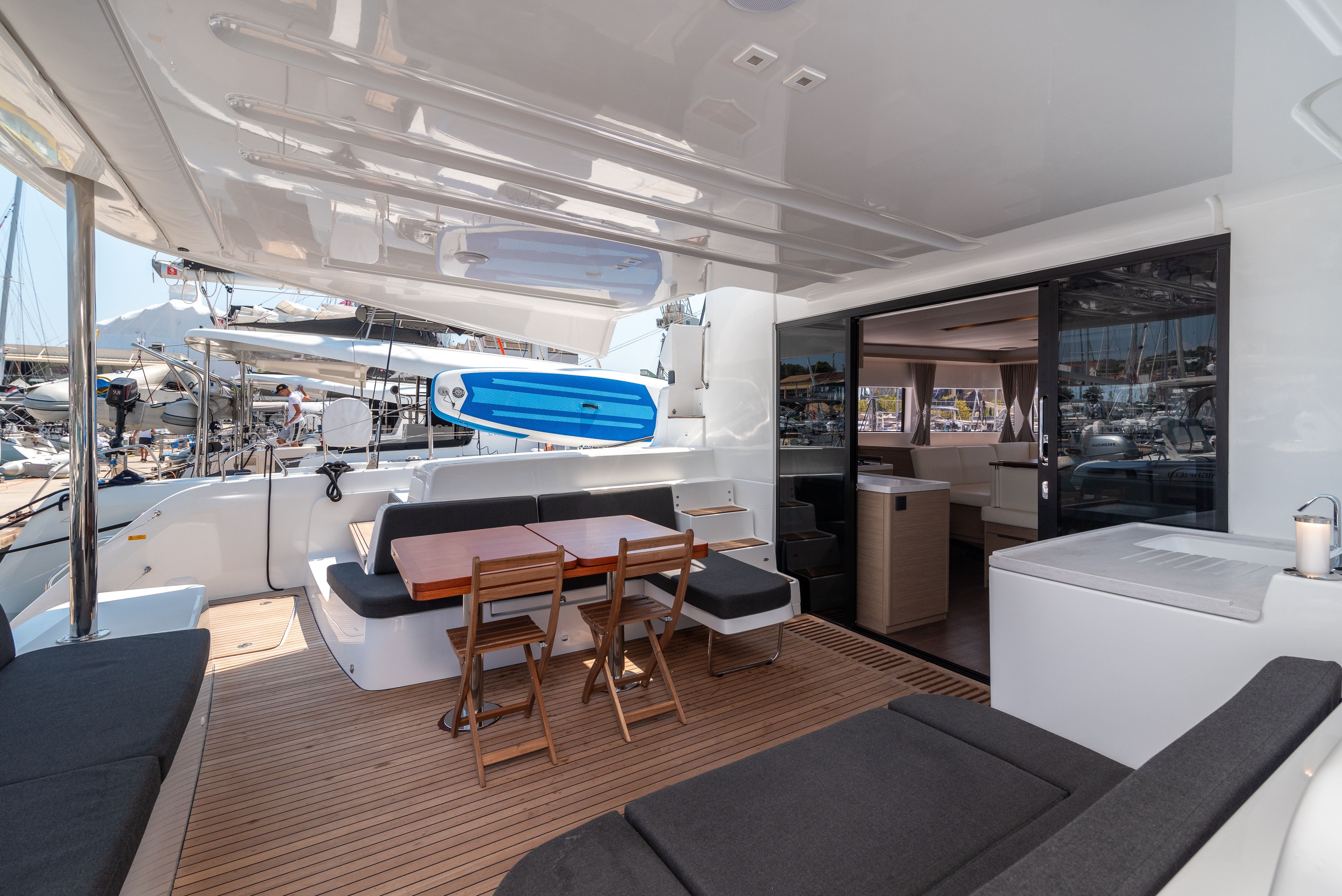 Lagoon 51 | Moonshadow