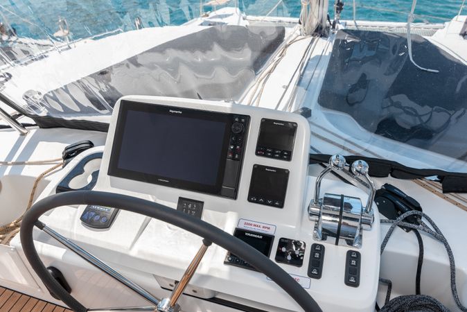 Lagoon 51 | Moonshadow