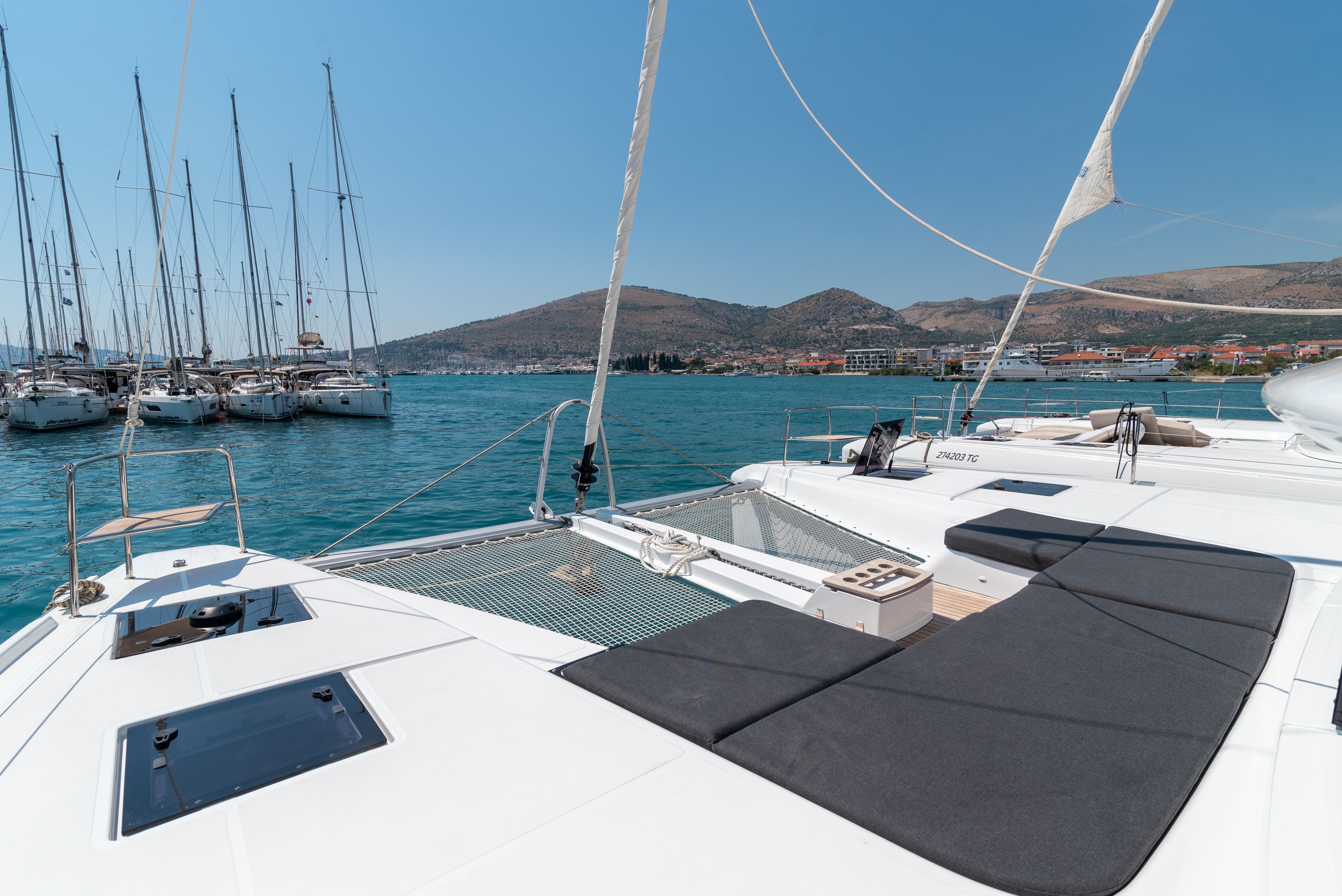 Lagoon 51 | Moonshadow