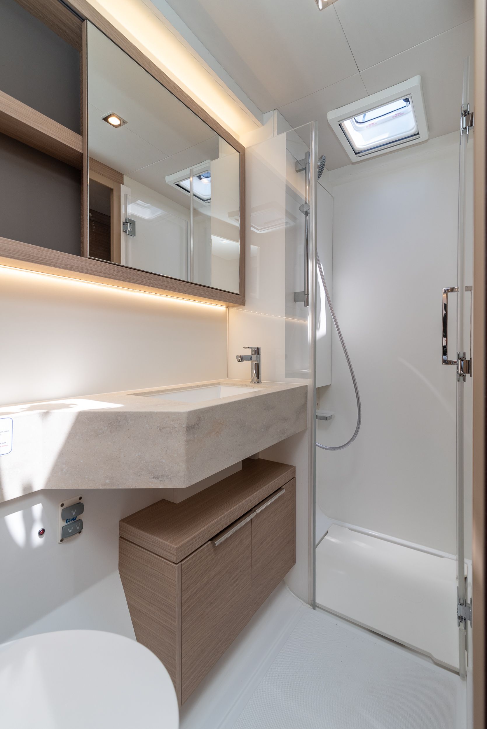 Lagoon 51 | Moonshadow