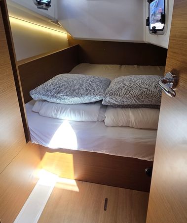 Jeanneau Sun Odyssey 380 | Leo
