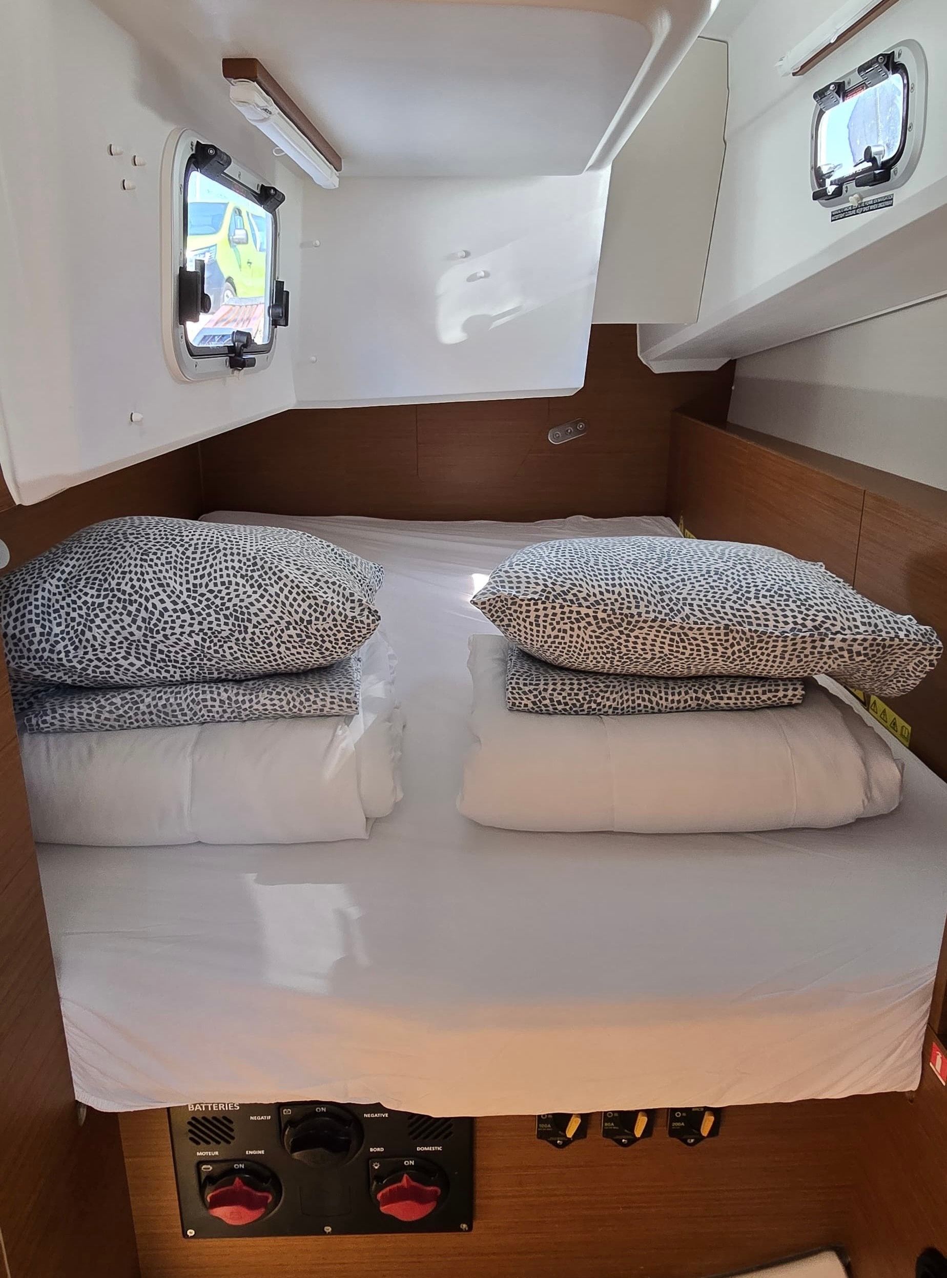 Jeanneau Sun Odyssey 380 | Leo