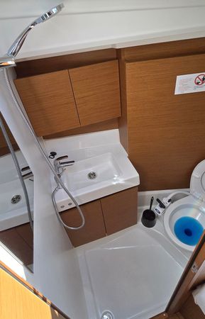 Jeanneau Sun Odyssey 380 | Leo