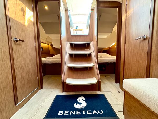 Beneteau Oceanis 40.1 | Bestsennyy
