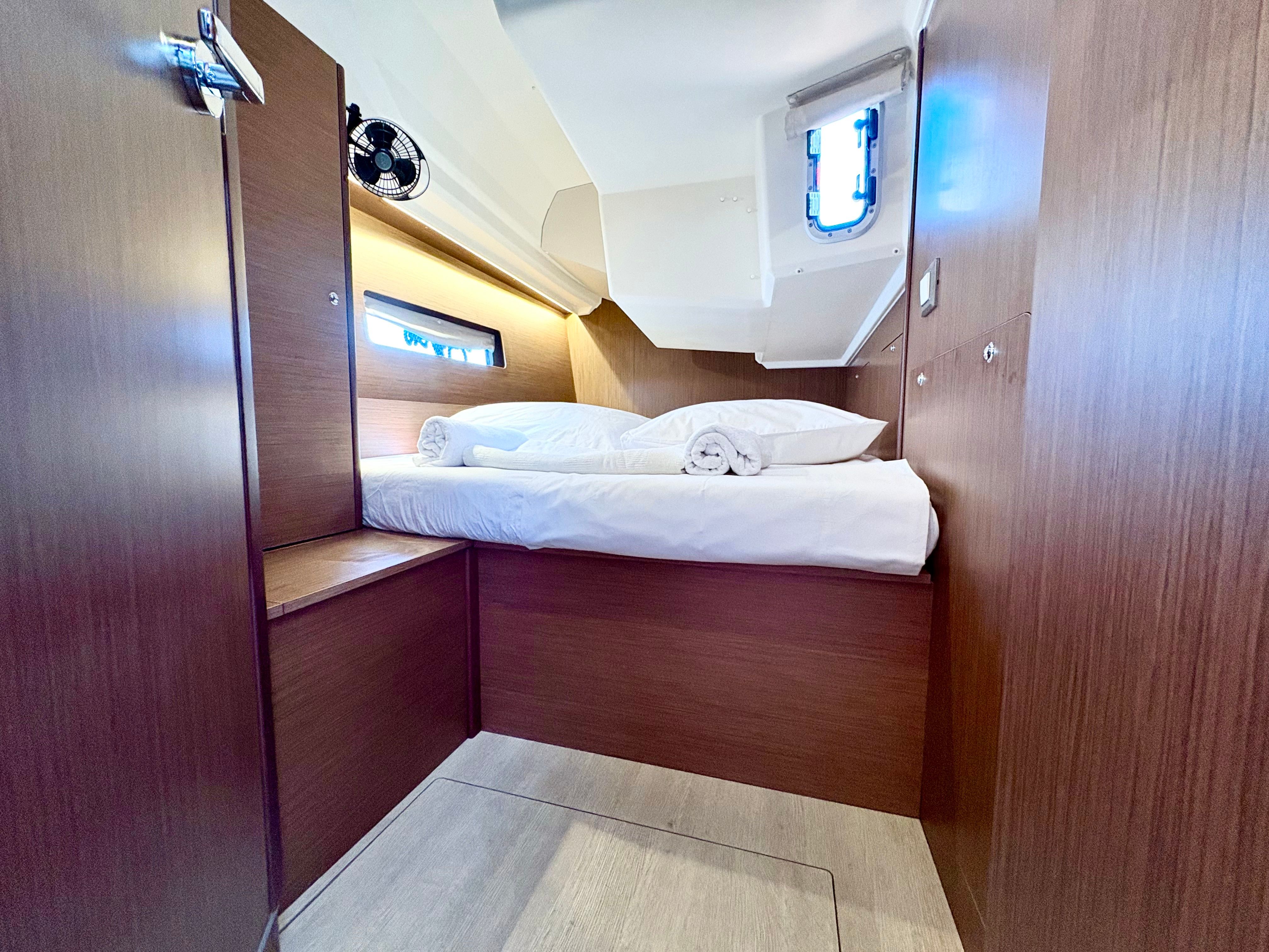 Beneteau Oceanis 40.1 | Bestsennyy