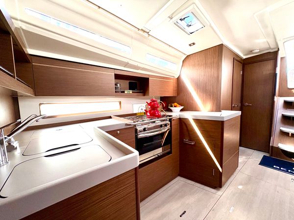 Beneteau Oceanis 40.1 | Bestsennyy