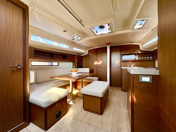 Beneteau Oceanis 40.1 | Bestsennyy