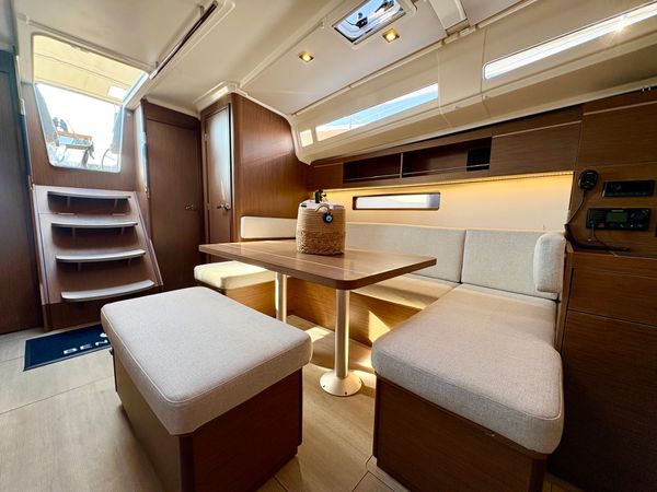 Beneteau Oceanis 40.1 | Bestsennyy