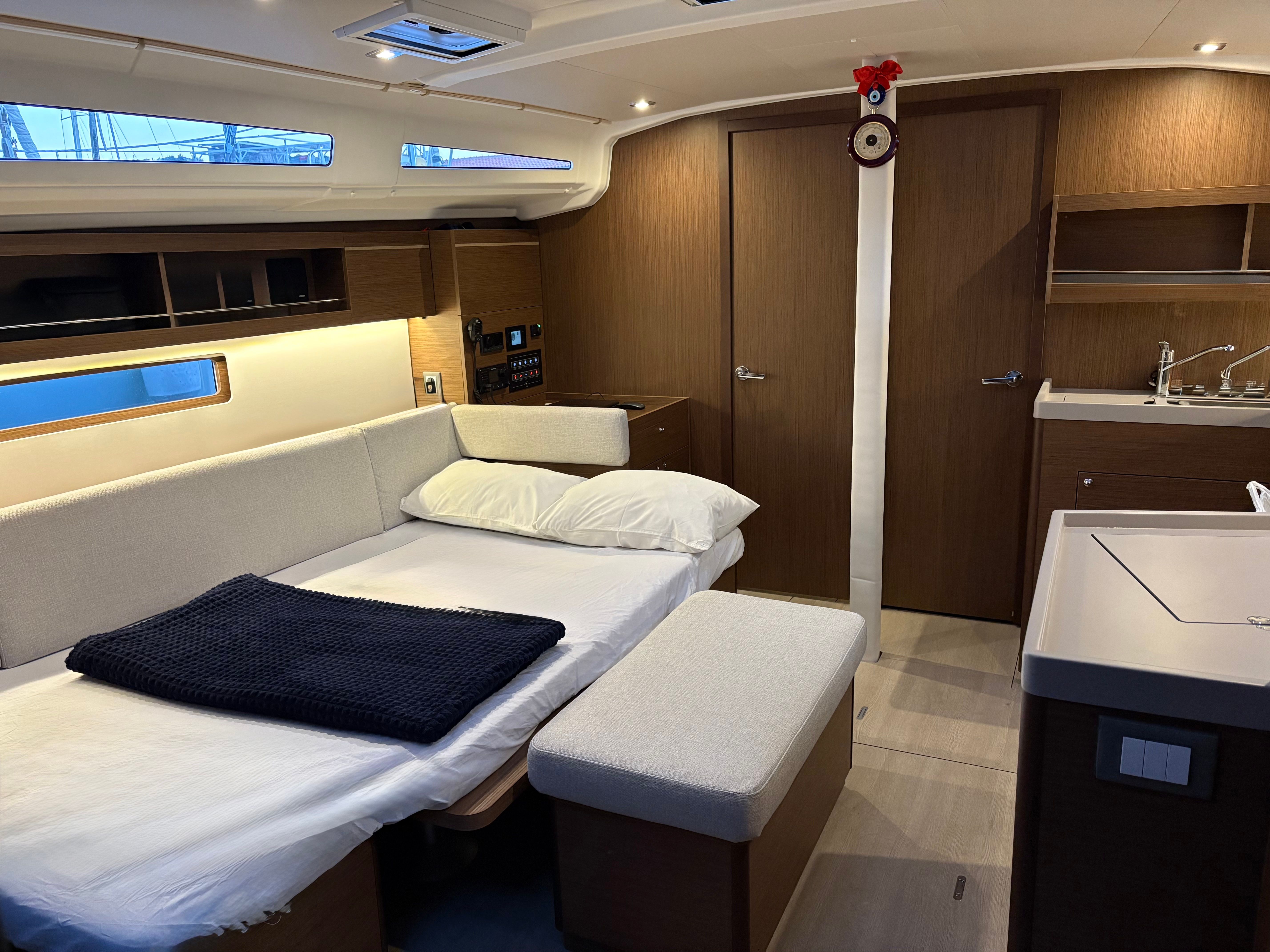 Beneteau Oceanis 40.1 | Bestsennyy